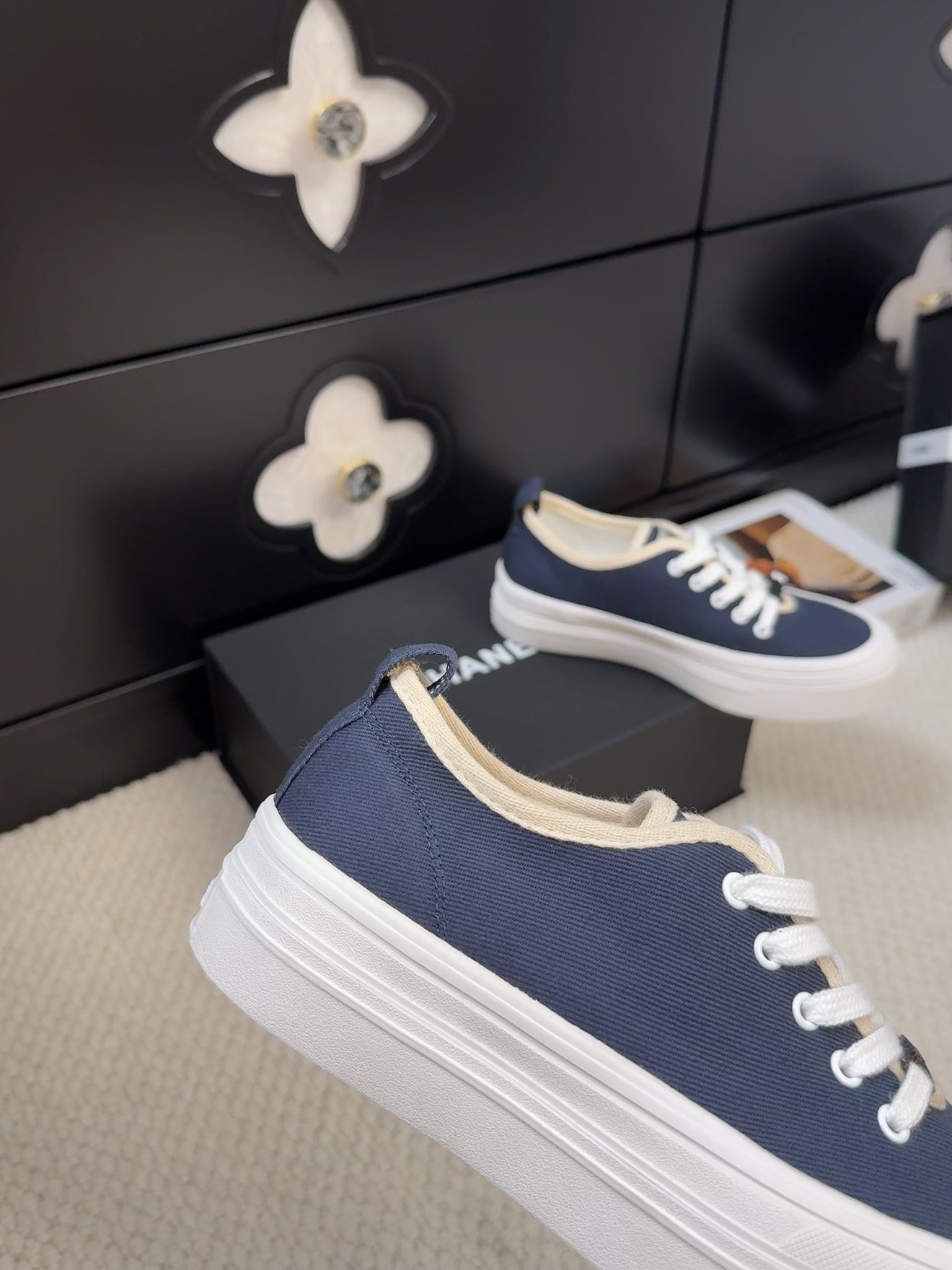 TRAINERS SHOES IN NAVY BLUE FABRIC - 35