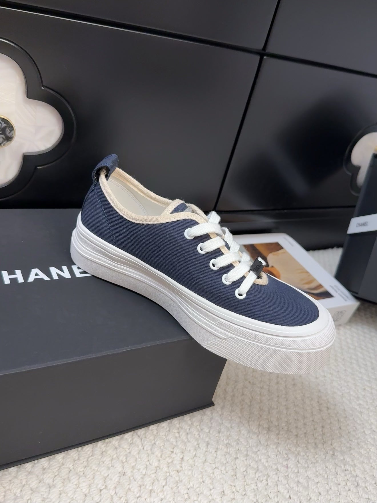 TRAINERS SHOES IN NAVY BLUE FABRIC - 35