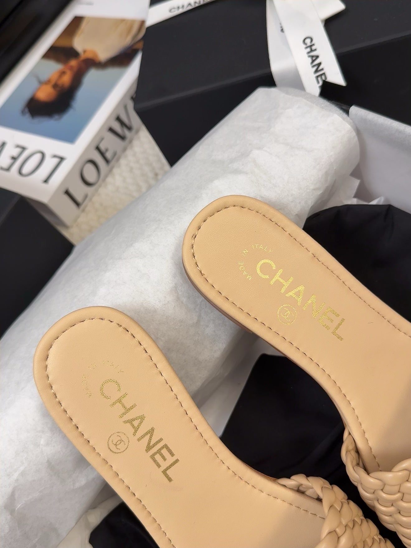 FLAT SLIDES IN FLAX YELLOW LAMBSKIN - 34