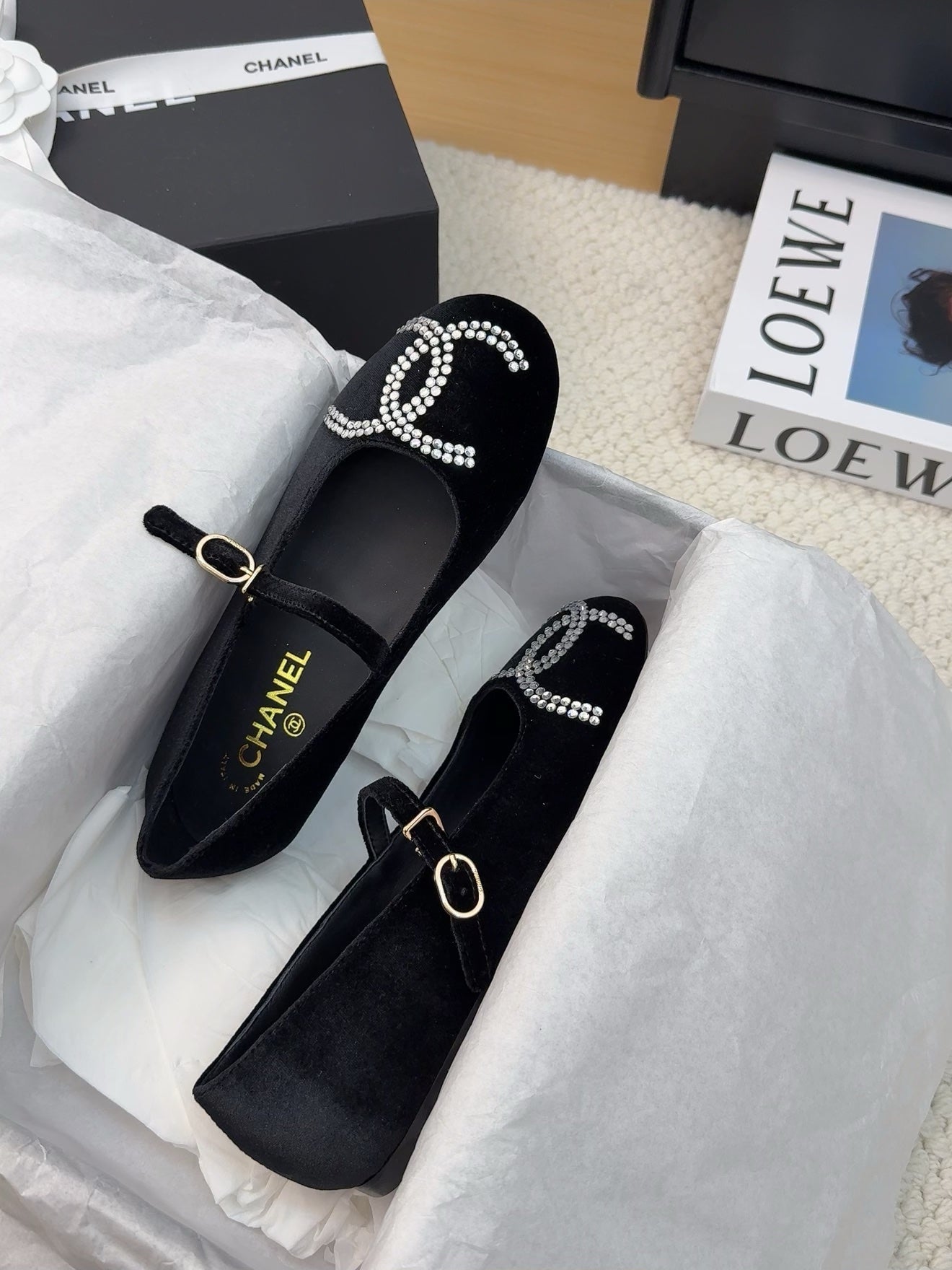 MARY JANE SHOES IN BLACK VELVET WITH CRYSTALS LOGO - 34