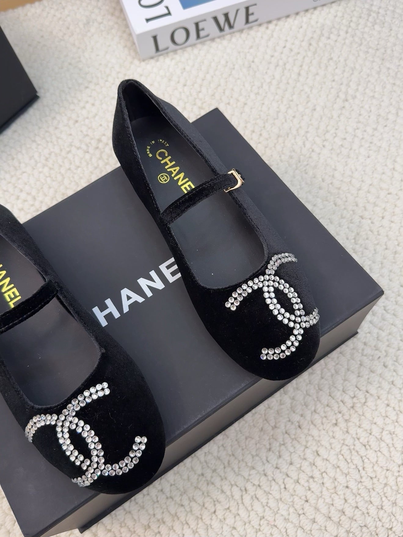 MARY JANE SHOES IN BLACK VELVET WITH CRYSTALS LOGO - 34