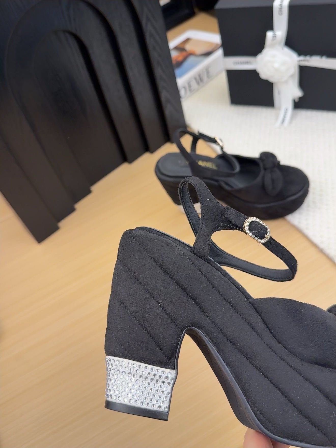 HIGH 12 CM PLATFORM SANDALS IN BLACK SUEDE - 34