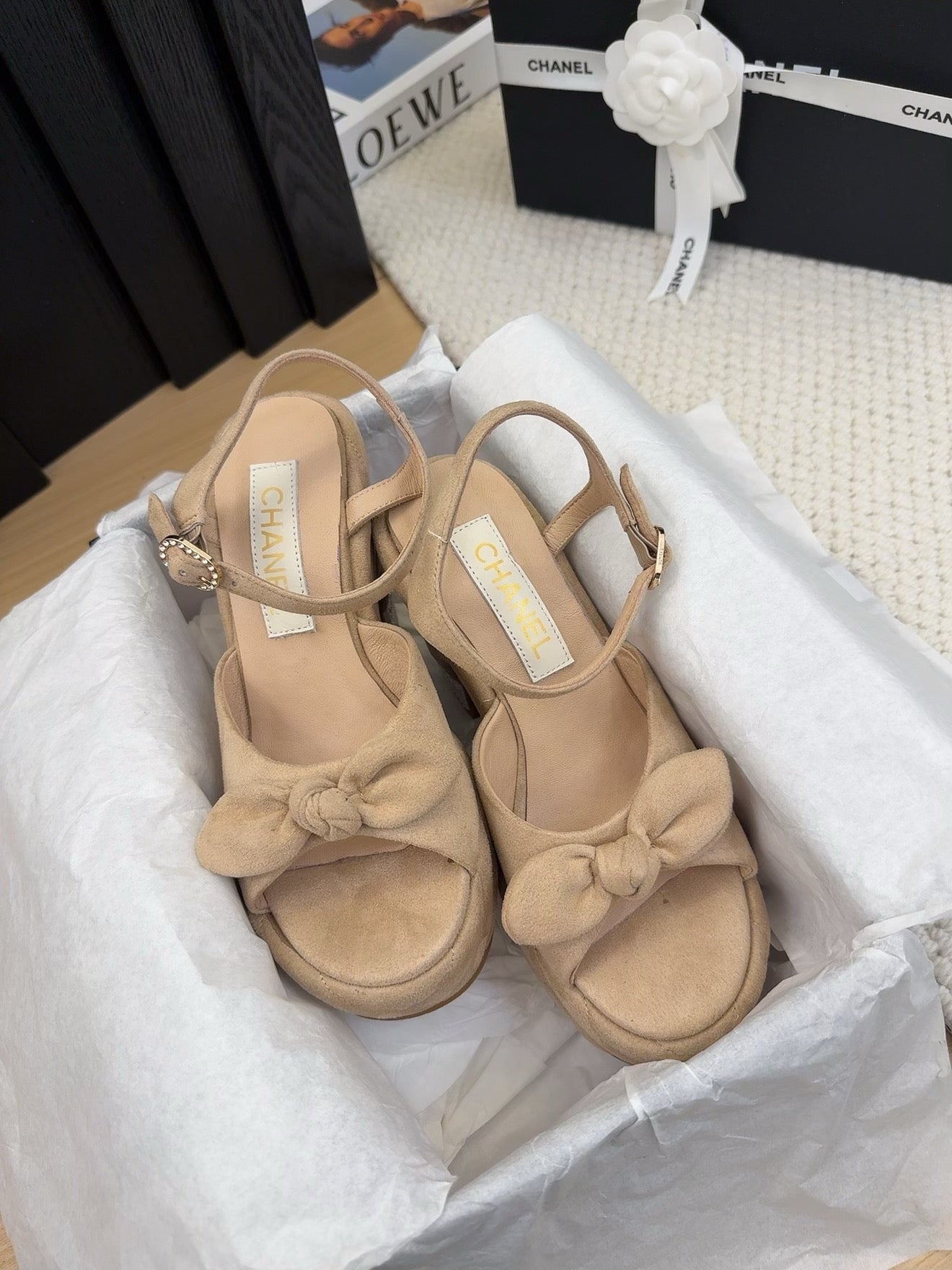 HIGH 12 CM PLATFORM SANDALS IN CAMEL BEIGE SUEDE - 34