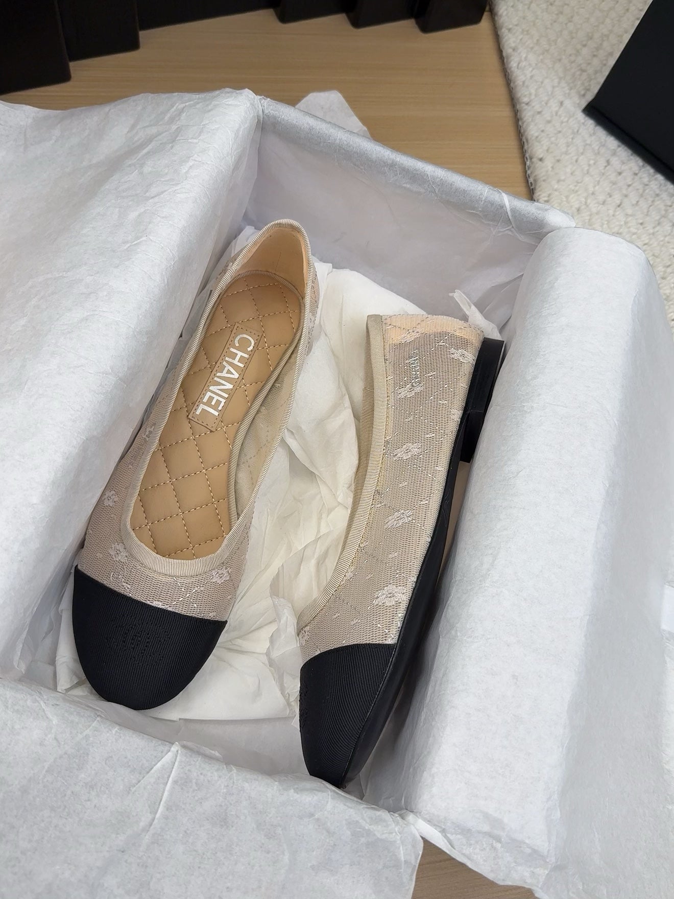 BALLET FLAT IN BLACK FABRIC AND WHITE MESH - 34