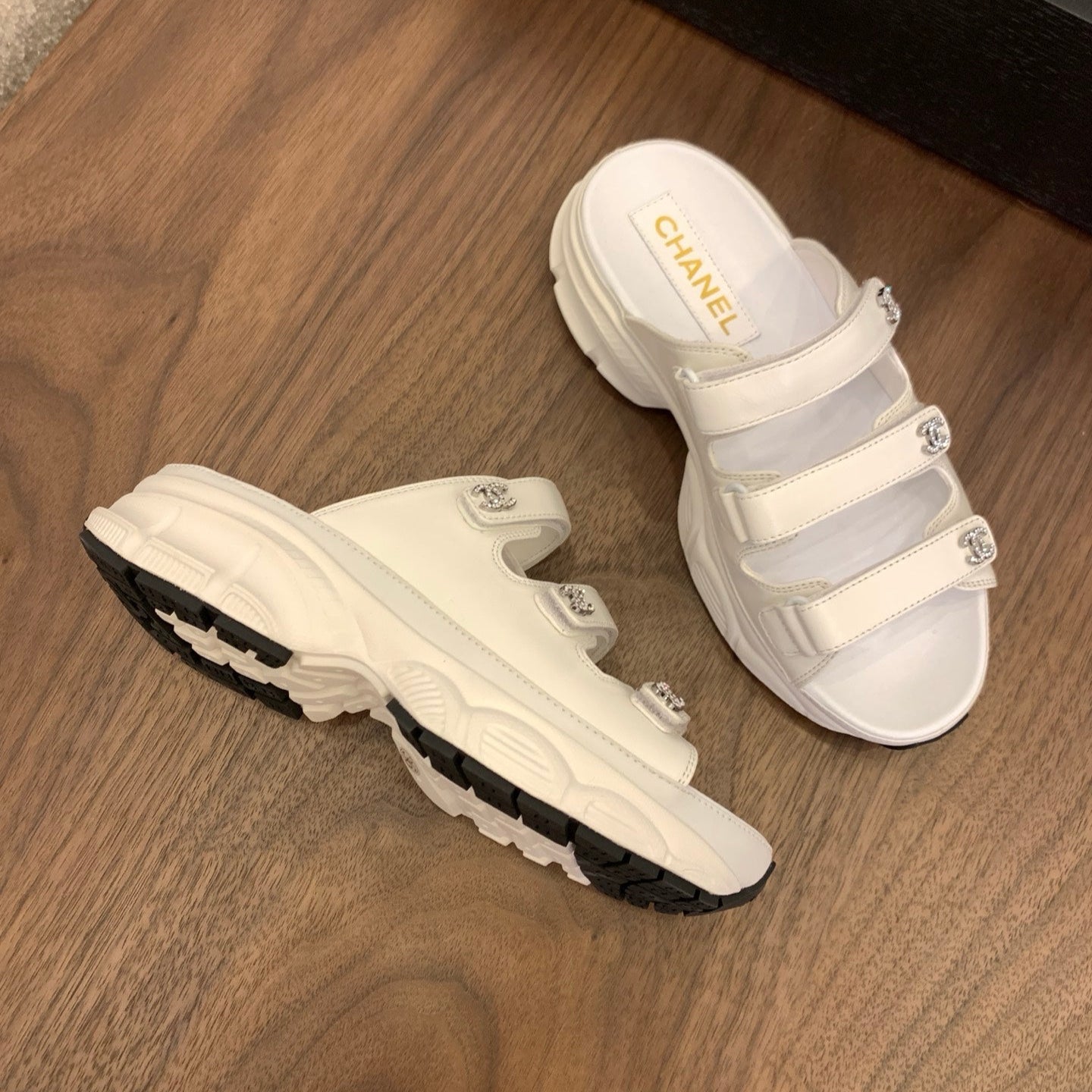 MULES 25S LOGO IN WHITE LAMBSKIN - 35