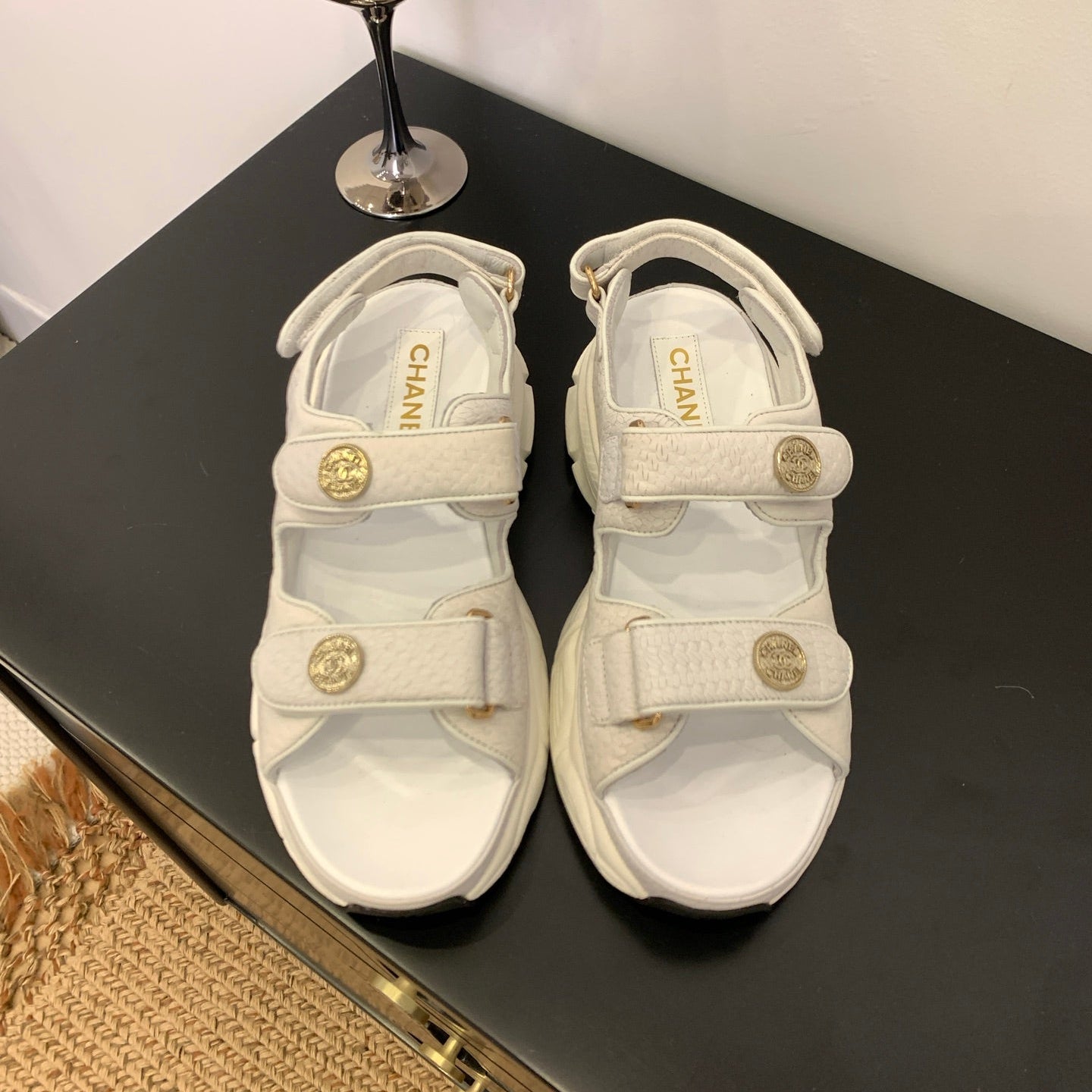SANDAL 25S IN WHITE LAMBSKIN EMBOSED SNAKE PATTERN - 35