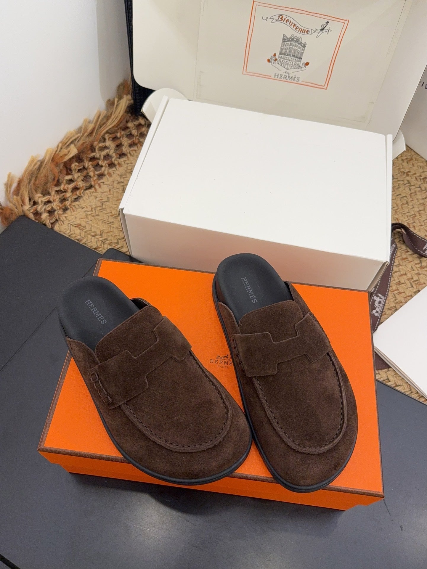 HM 25S MULE IN DARK BROWN SUEDE - 35