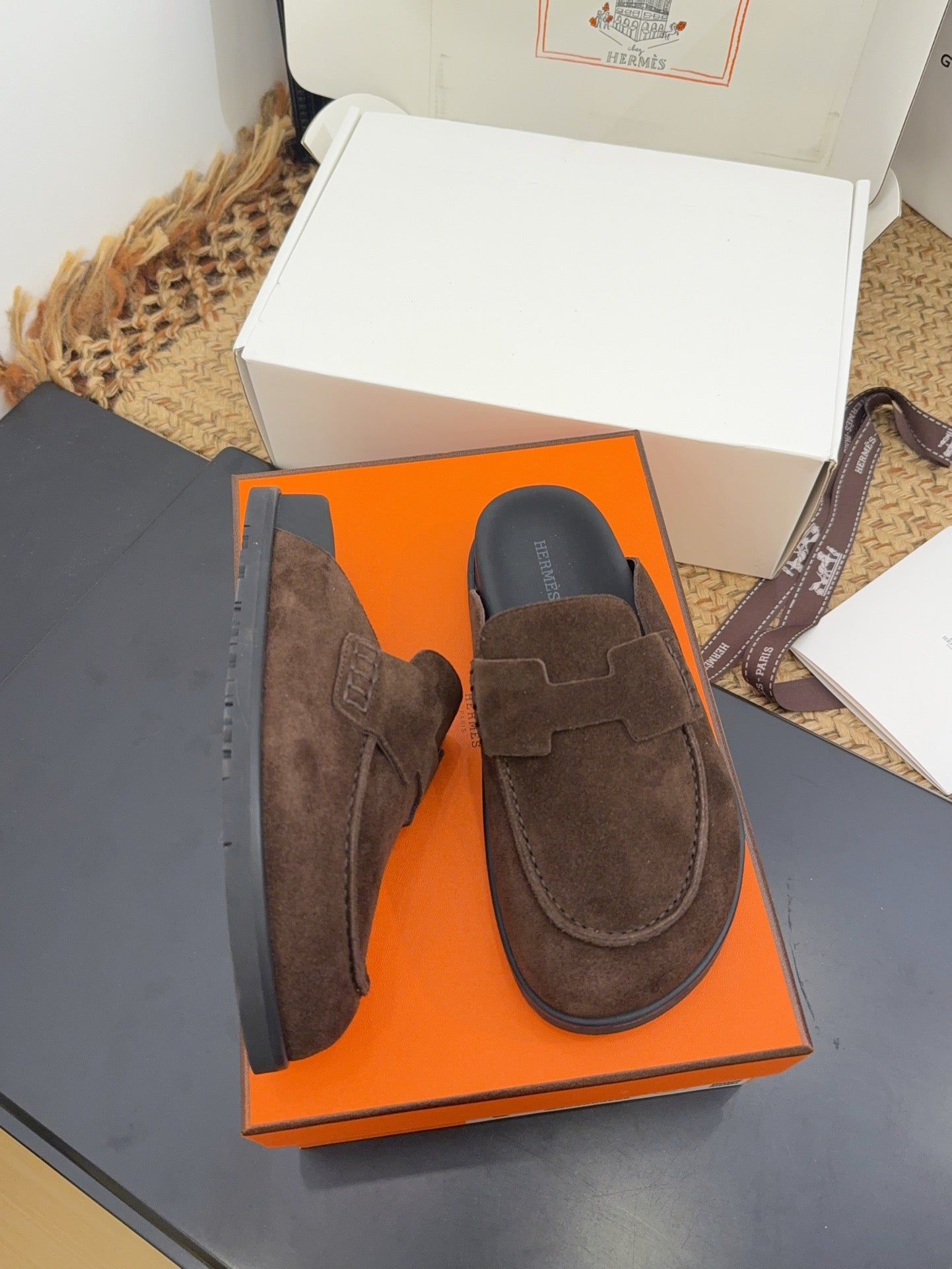 HM 25S MULE IN DARK BROWN SUEDE - 35