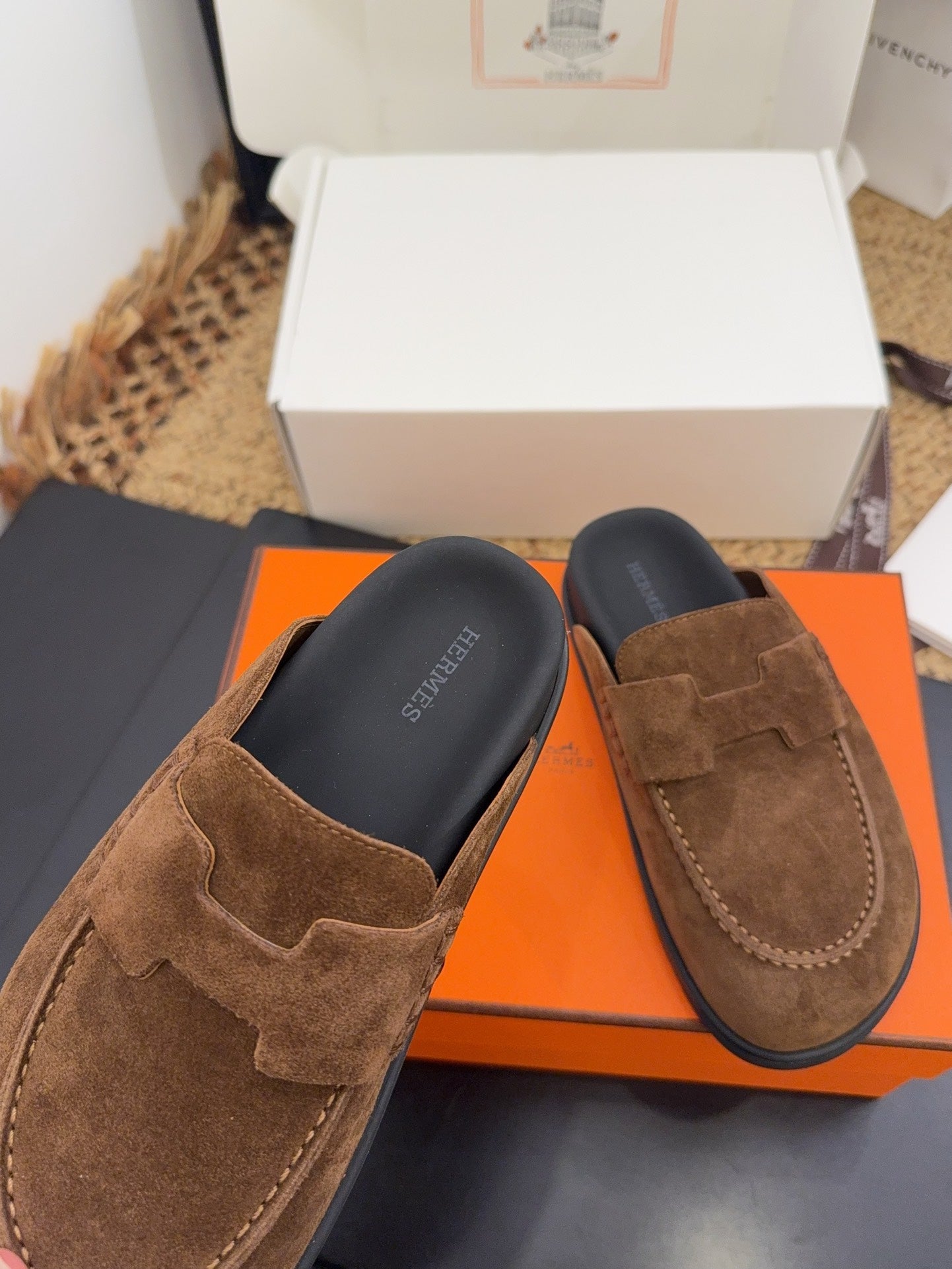 HM 25S MULE IN BROWN SUEDE - 35