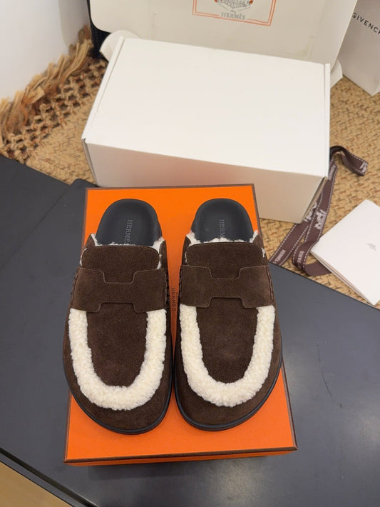 HM 25S MULE IN DARK CHOCOLATE BROWN SUEDE MIX WHITE SHEARLING - 35