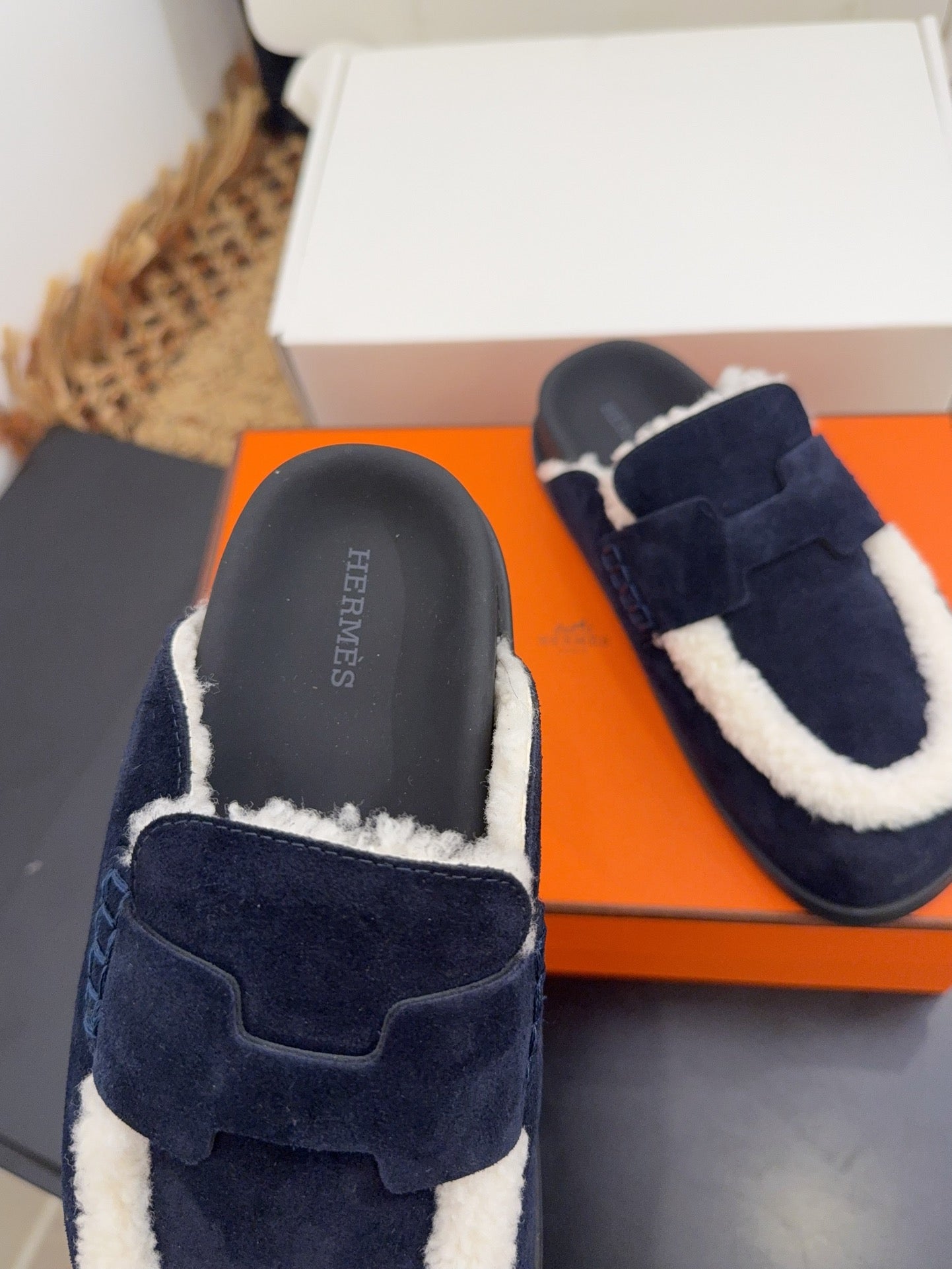 HM 25S MULE IN DARK SLATE BLUE SUEDE MIX WHITE SHEARLING - 35