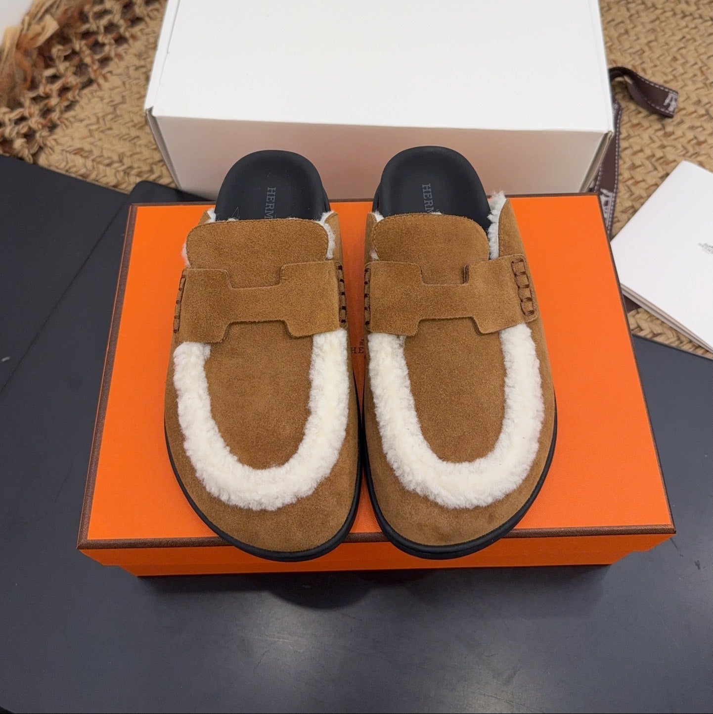HM 25S MULE IN SOFT BROWN SUEDE MIX WHITE SHEARLING - 35