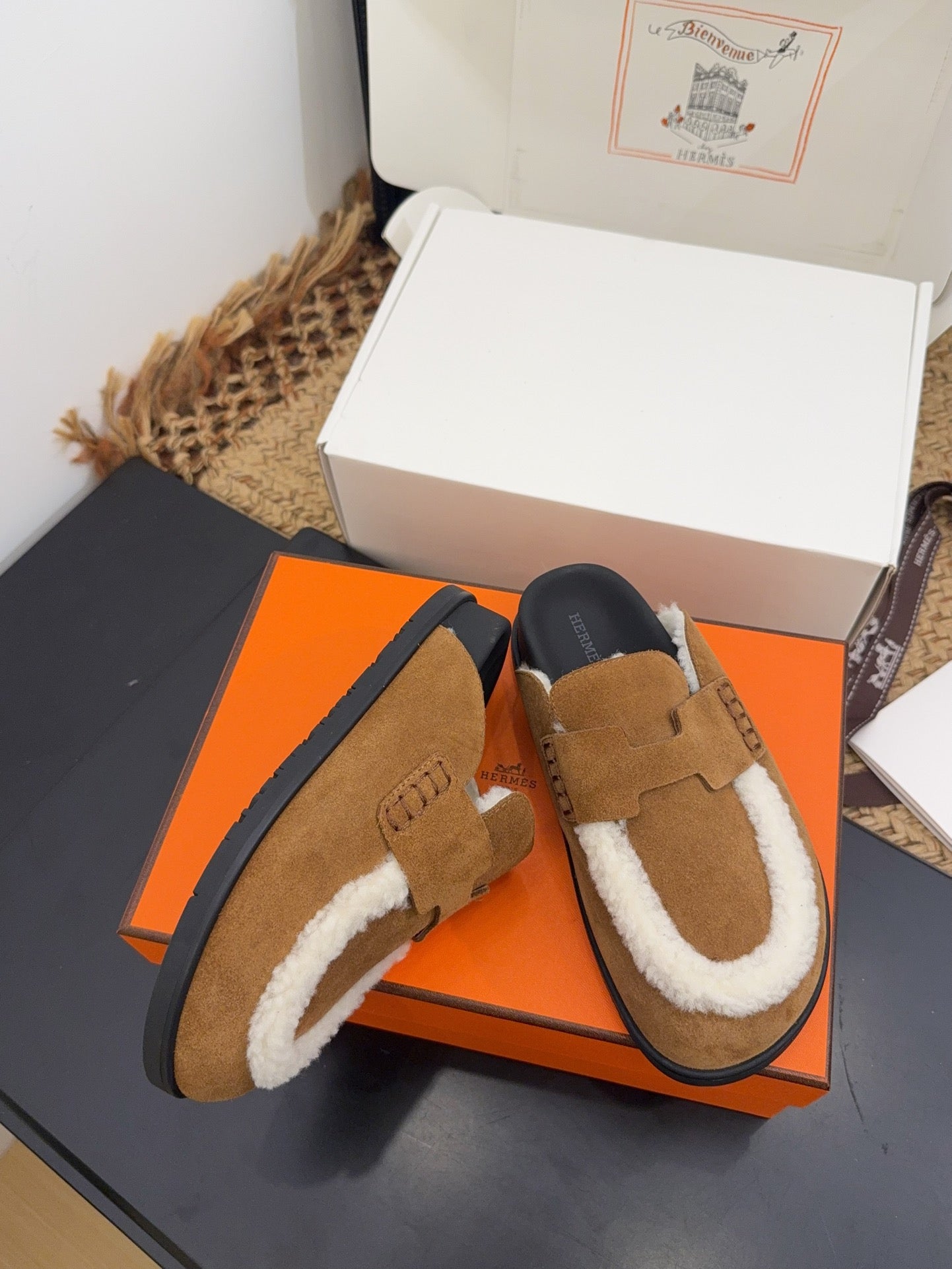 HM 25S MULE IN SOFT BROWN SUEDE MIX WHITE SHEARLING - 35