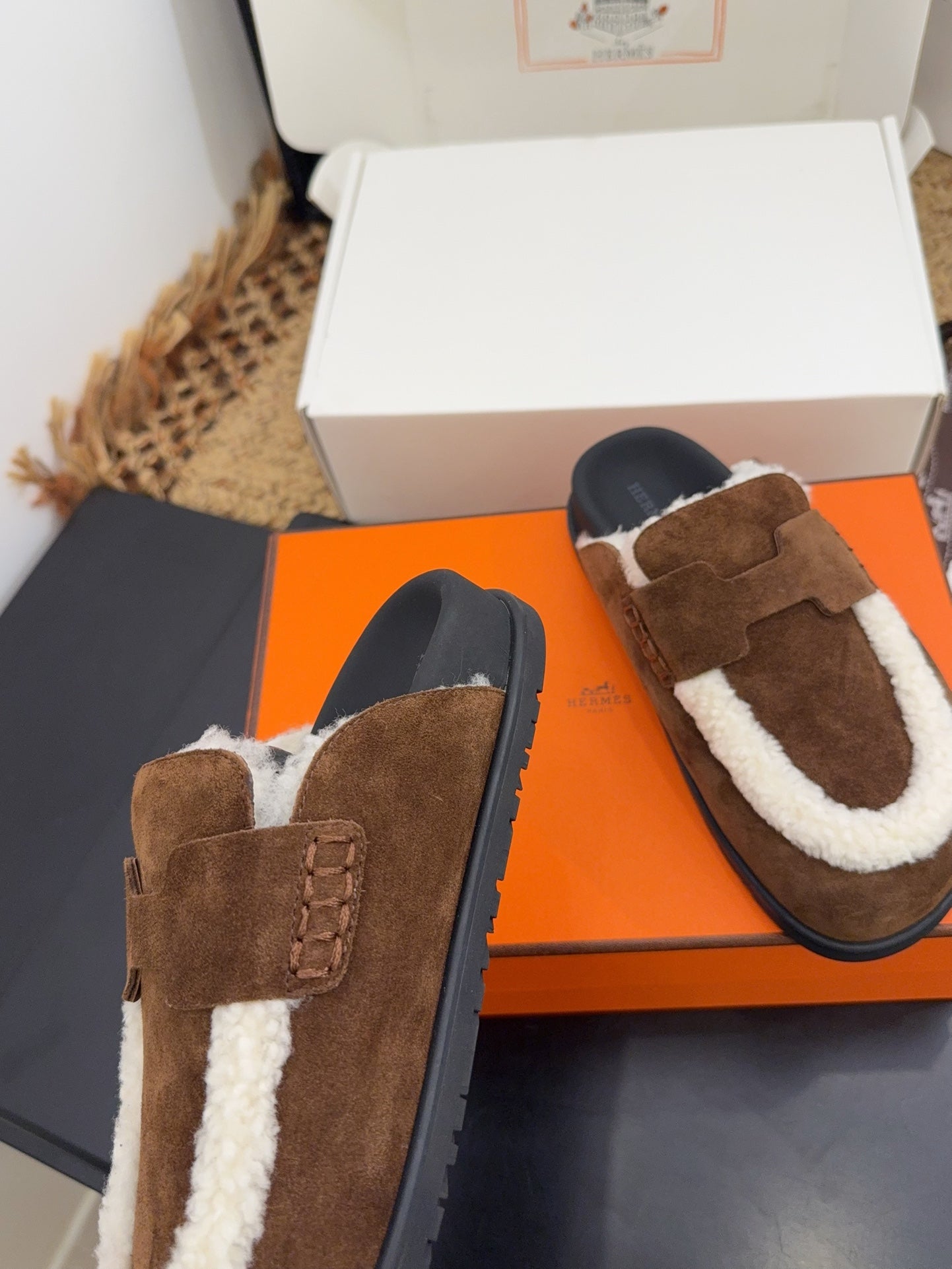 HM 25S MULE IN DARK BROWN SUEDE MIX SHEARLING - 35