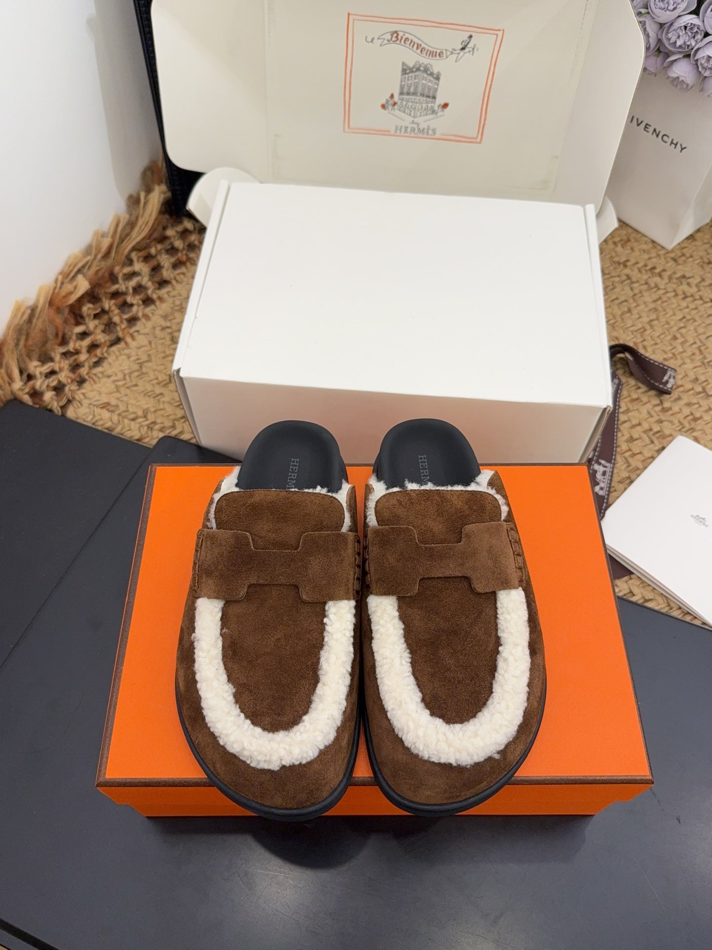 HM 25S MULE IN DARK BROWN SUEDE MIX SHEARLING - 35