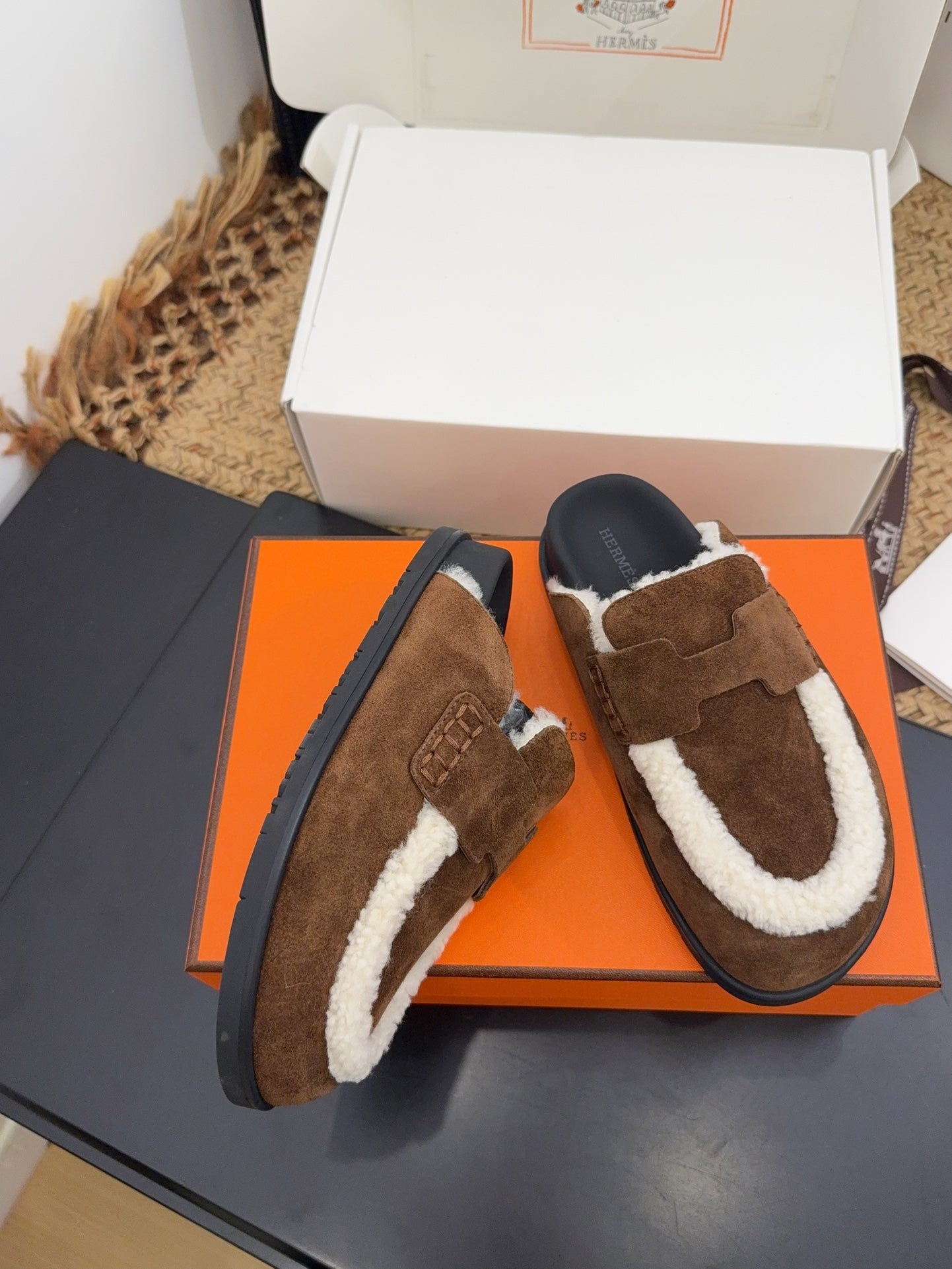 HM 25S MULE IN DARK BROWN SUEDE MIX SHEARLING - 35
