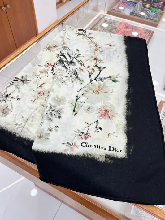 ХУСТКА DIOR 140 СМ З СУМІШІ ВОВНИ ТА ШОВКУ 708384