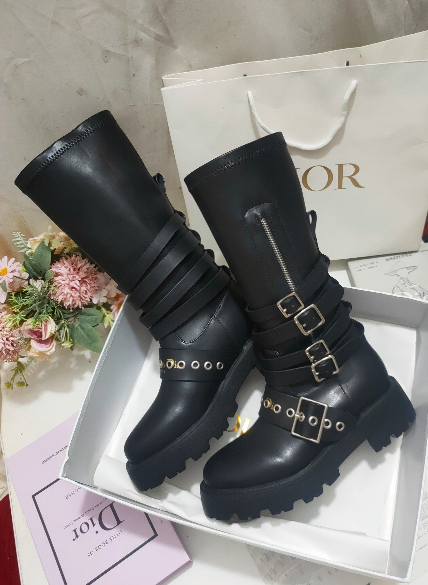 CD ZIPPER BUCKLE BOOTS IN BLACK CALFSKIN - 35