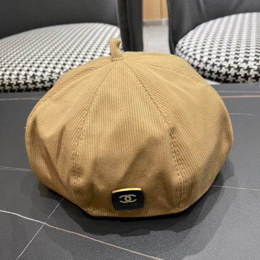 БЕРЕТ ІЗ ВЕЛЬВЕТУ КОЛЬОРУ CIDER BROWN 429845