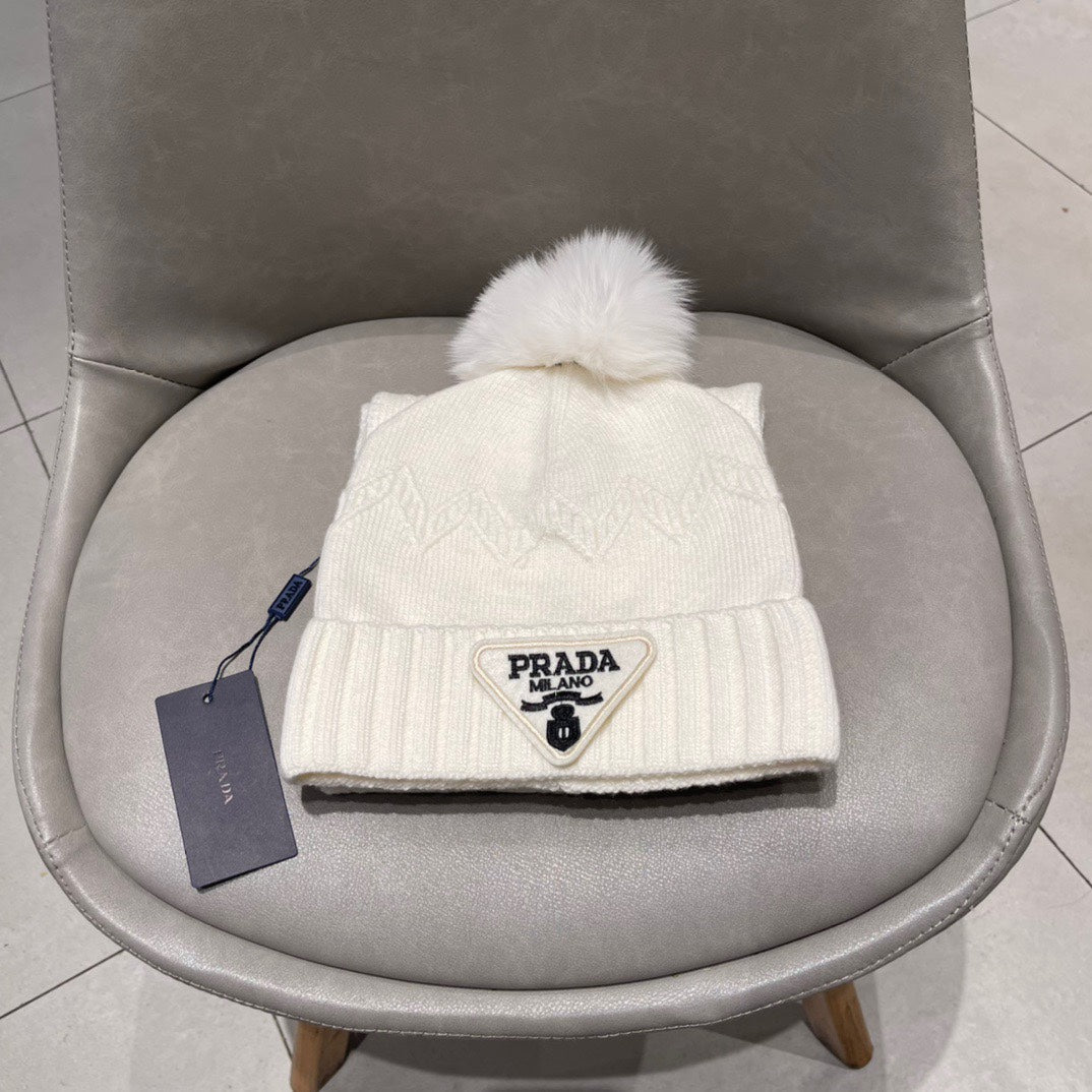 SET SCARF AND HAT IN WHITE CASHMERE AND RABBIT FUR 433247