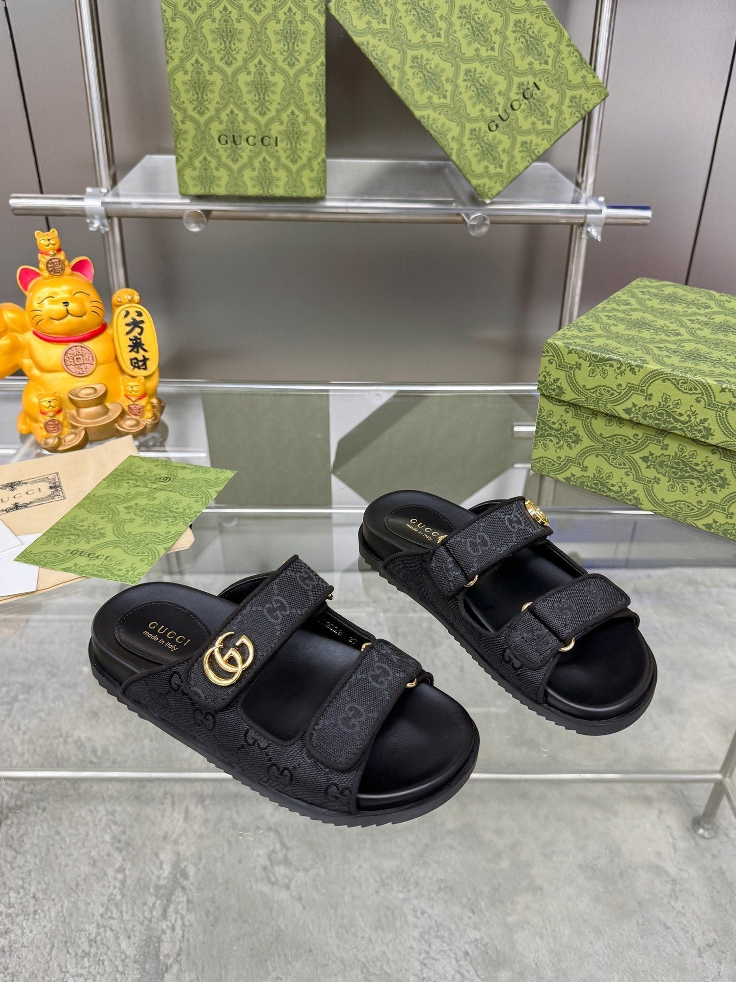 GG SANDALS IN BLACK FABRIC AND CALFSKIN WITH GOLD HARDWARE - 36