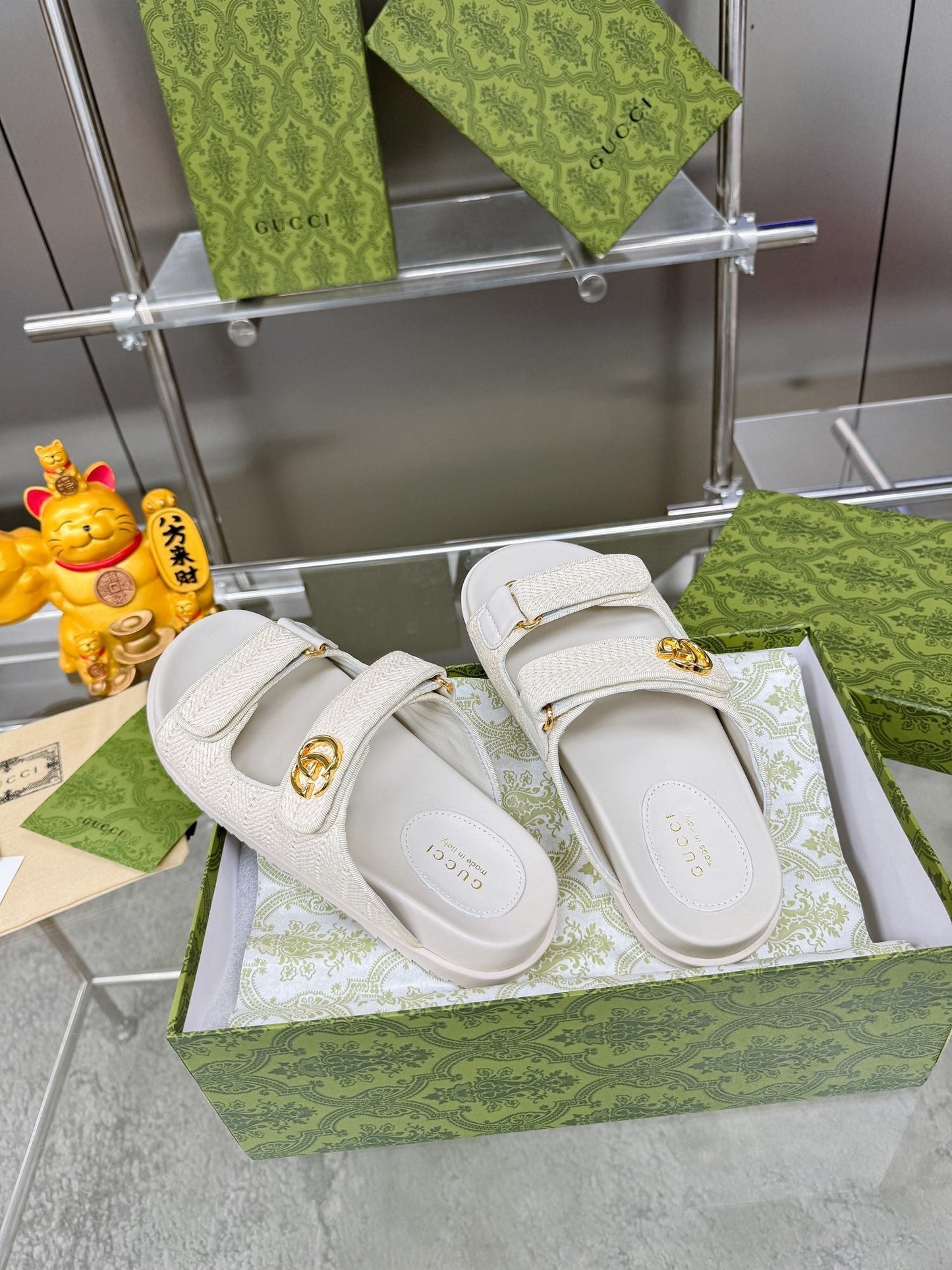 GG SANDALS IN WHITE FABRIC AND CALFSKIN WITH GOLD HARDWARE - 36