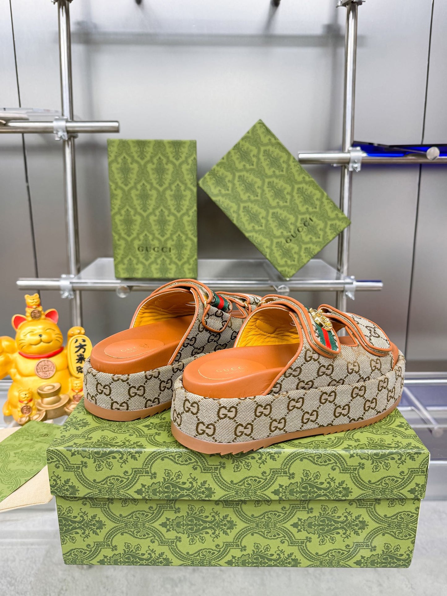 GG SANDALS 22 IN ORANGE CALFSKIN AND BEIGE FABRIC WITH GOLD HARDWARE - 35