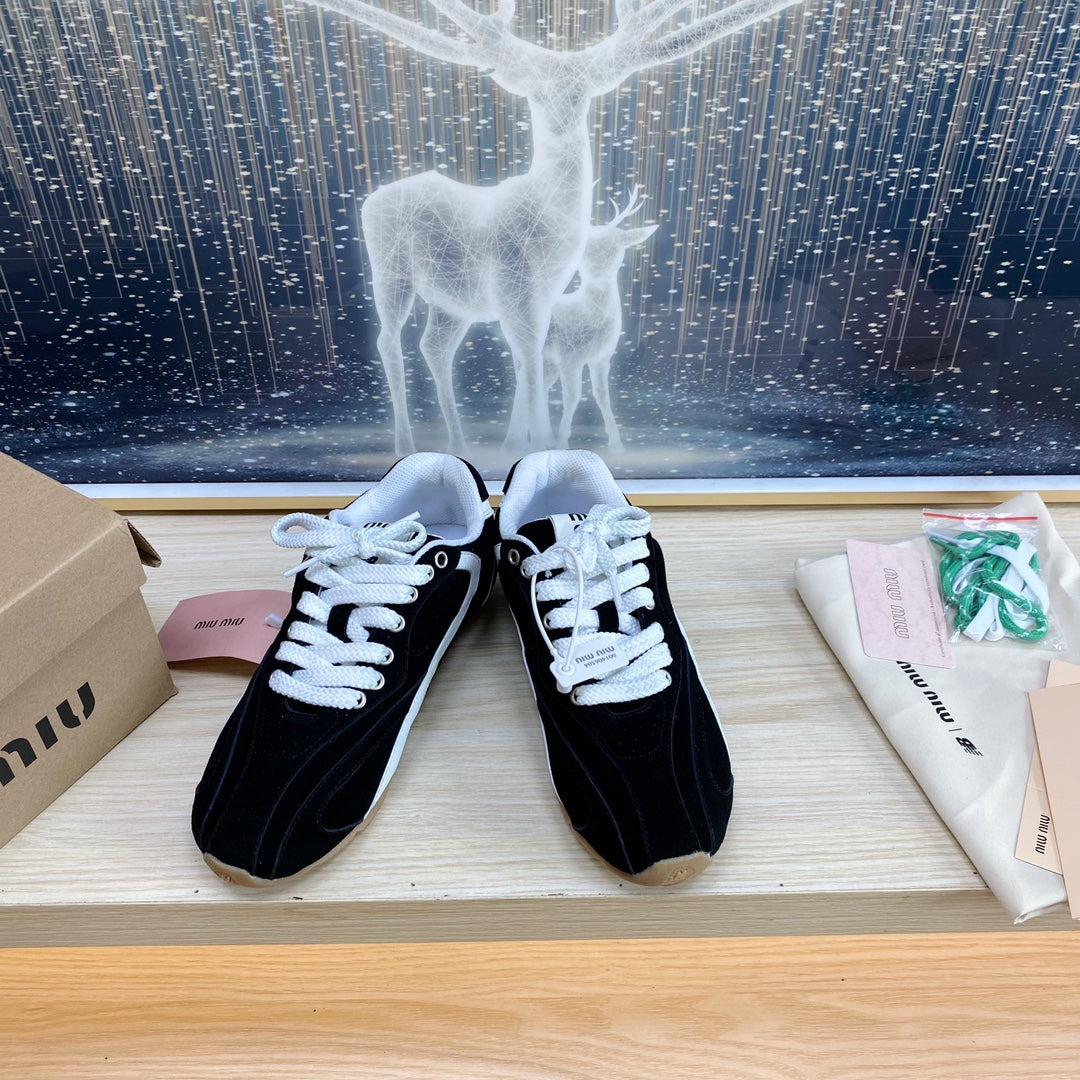 NB Black Sneakers Cowhide - 35