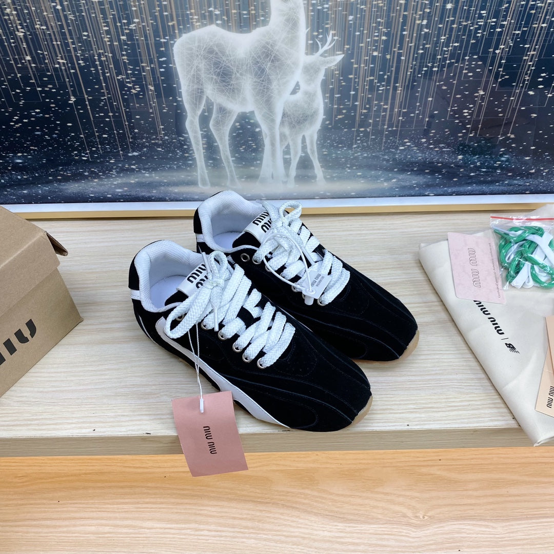 NB Black Sneakers Cowhide - 35