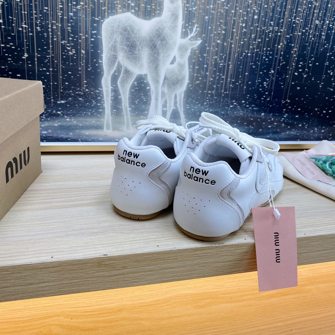 NB White and Gray Sneakers Cowhide - 35