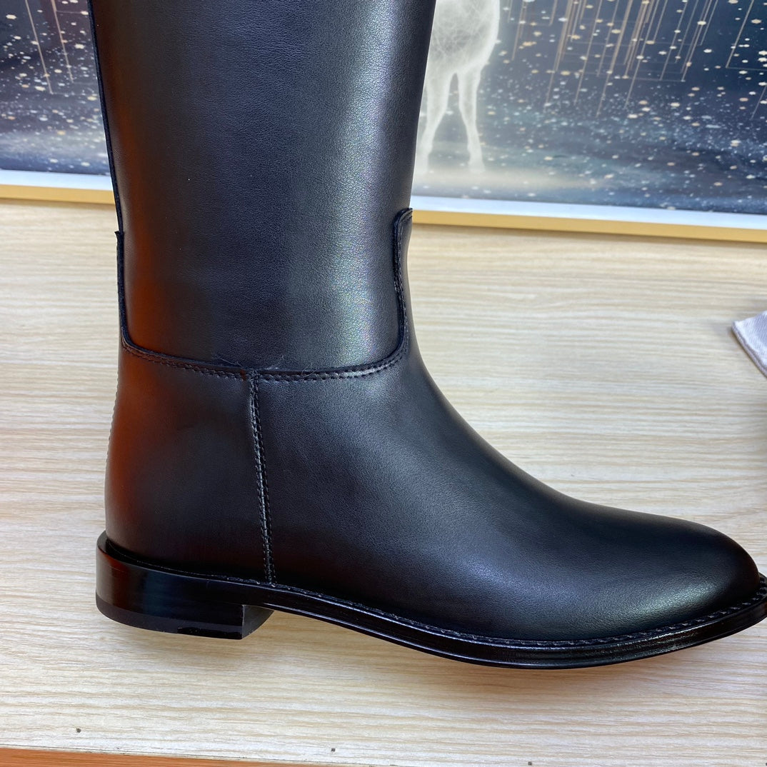 KNEE HIGH BOOTS IN BLACK CALFSKIN - 35