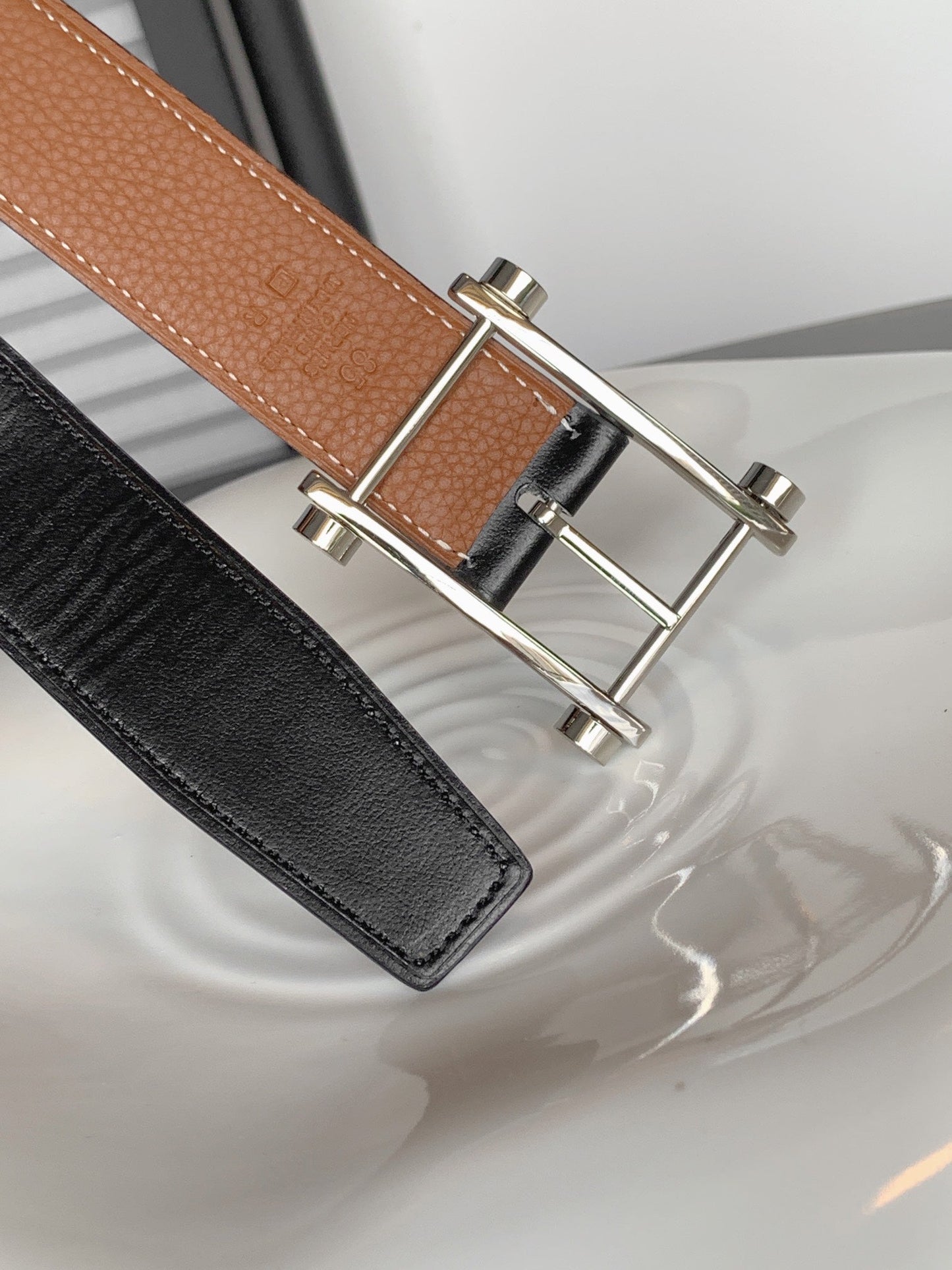 HM REVERSIBLE BLACK AND BRONZE BROWN LEATHER STRAP 32 MM SILVER HARDWARE - 30