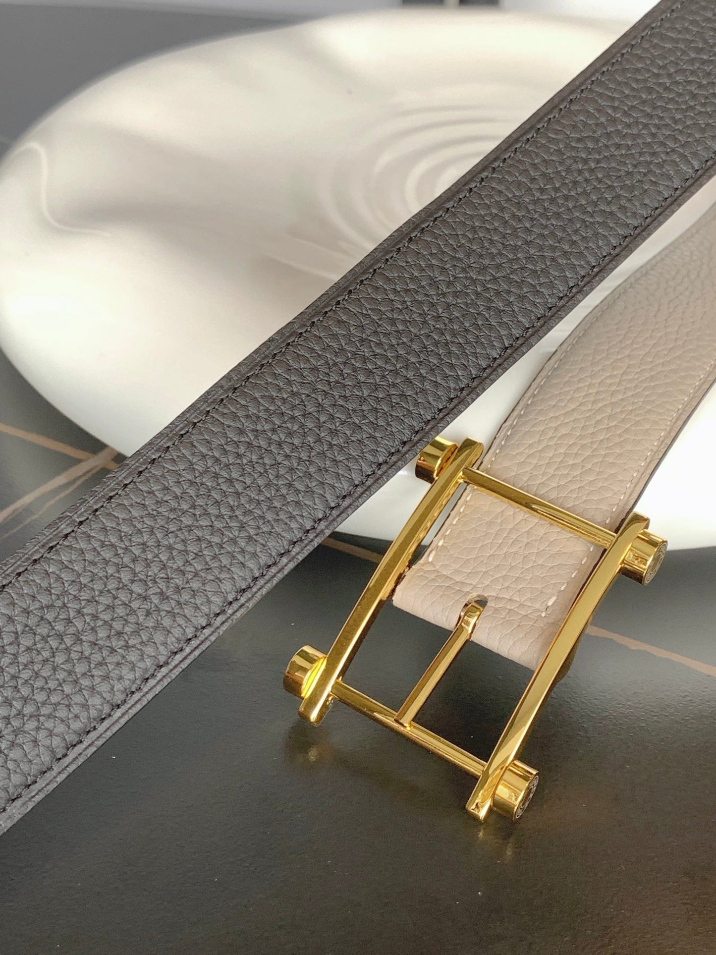 HM REVERSIBLE BLACK AND BLACK AND KHAKI BROWN LEATHER STRAP 32 MM GOLD HARDWARE - 30