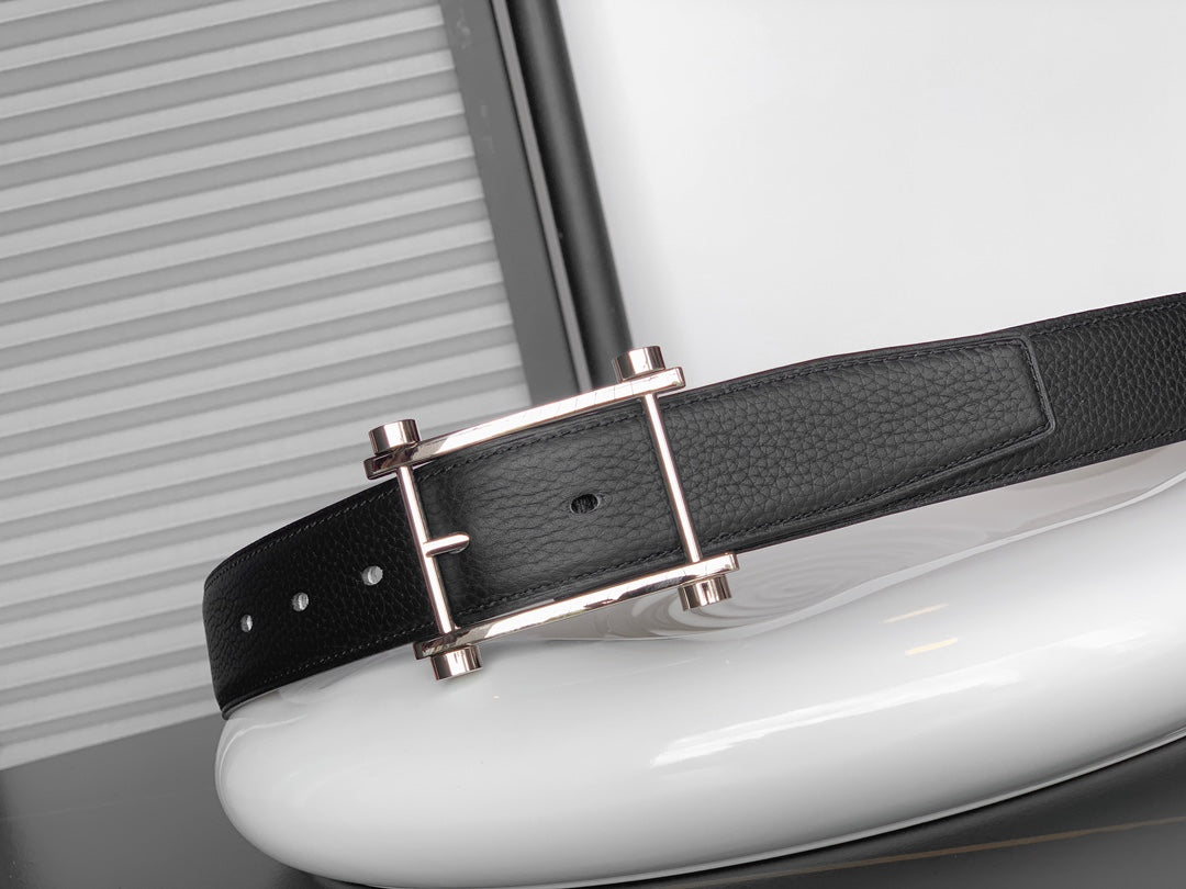 HM REVERSIBLE BLACK LEATHER STRAP 32 MM SILVER HARDWARE - 30