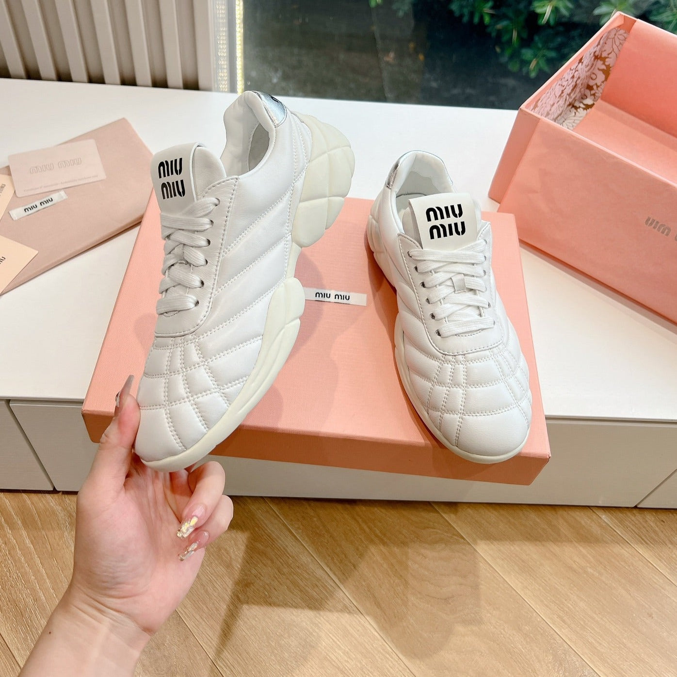 Women's Sneakers White Cowhide - 35