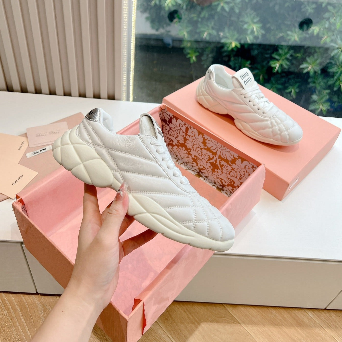 Women's Sneakers White Cowhide - 35