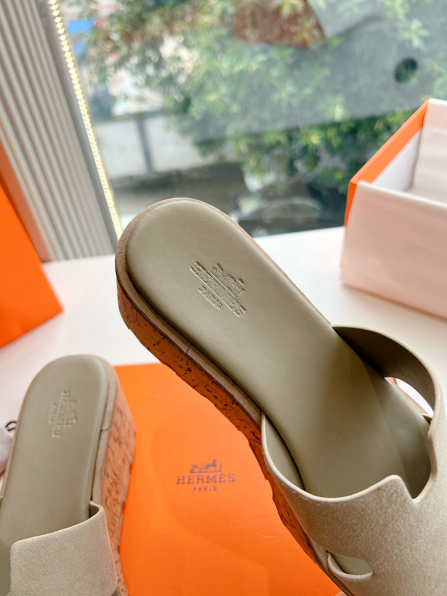 EZE 65 SANDAL CREAM SUEDE - 34
