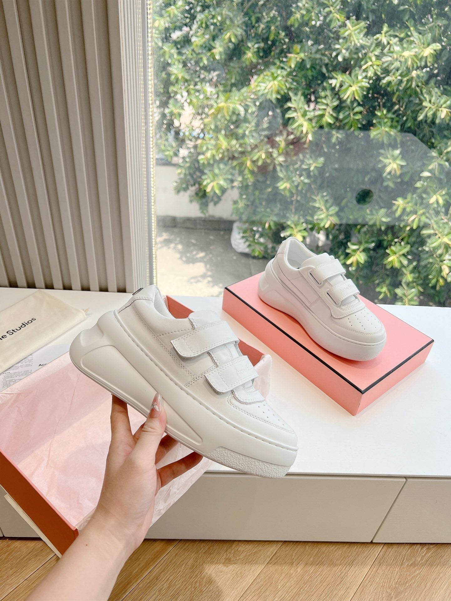ACNE STUDIO SNEAKER IN WHITE LAMBSKIN - 35