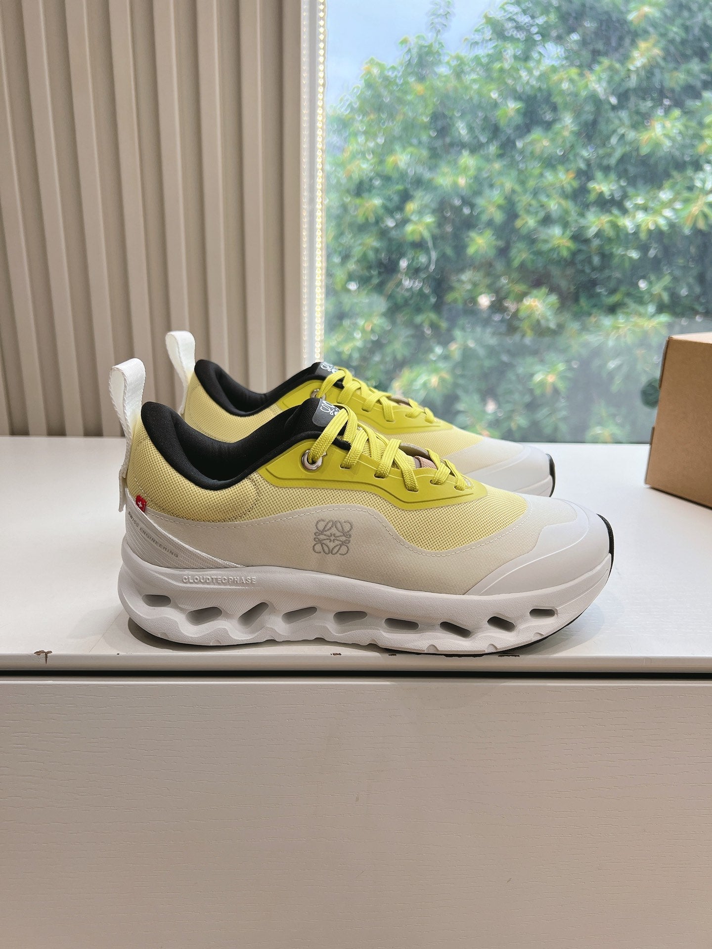 LW CLOUDTILT 2.0 SNEAKER WHITE AND YELLOW POLYESTER - 35