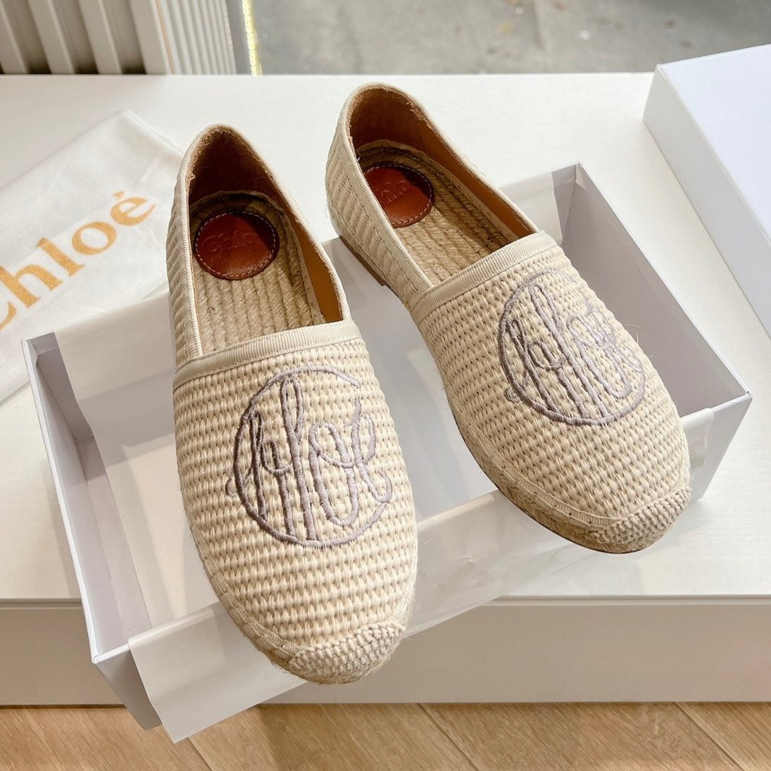 WOVEN LOAFER IN BEIGE RAFFIA - 35