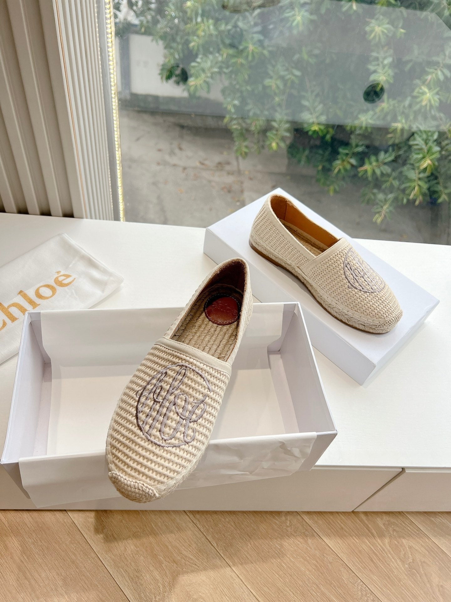 WOVEN LOAFER IN BEIGE RAFFIA - 35
