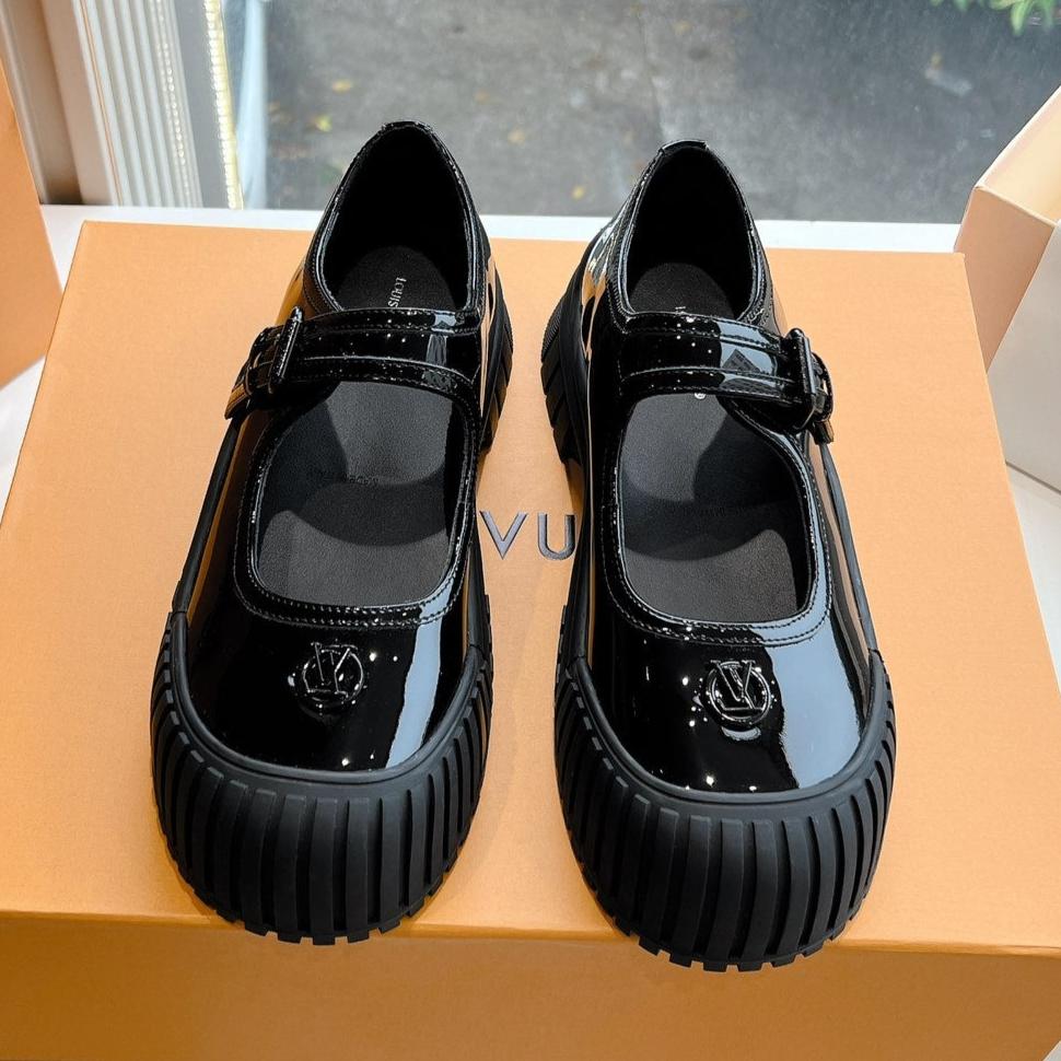 RUBY FLAT MARY JANE IN BLACK PATENT CALFSKIN - 35