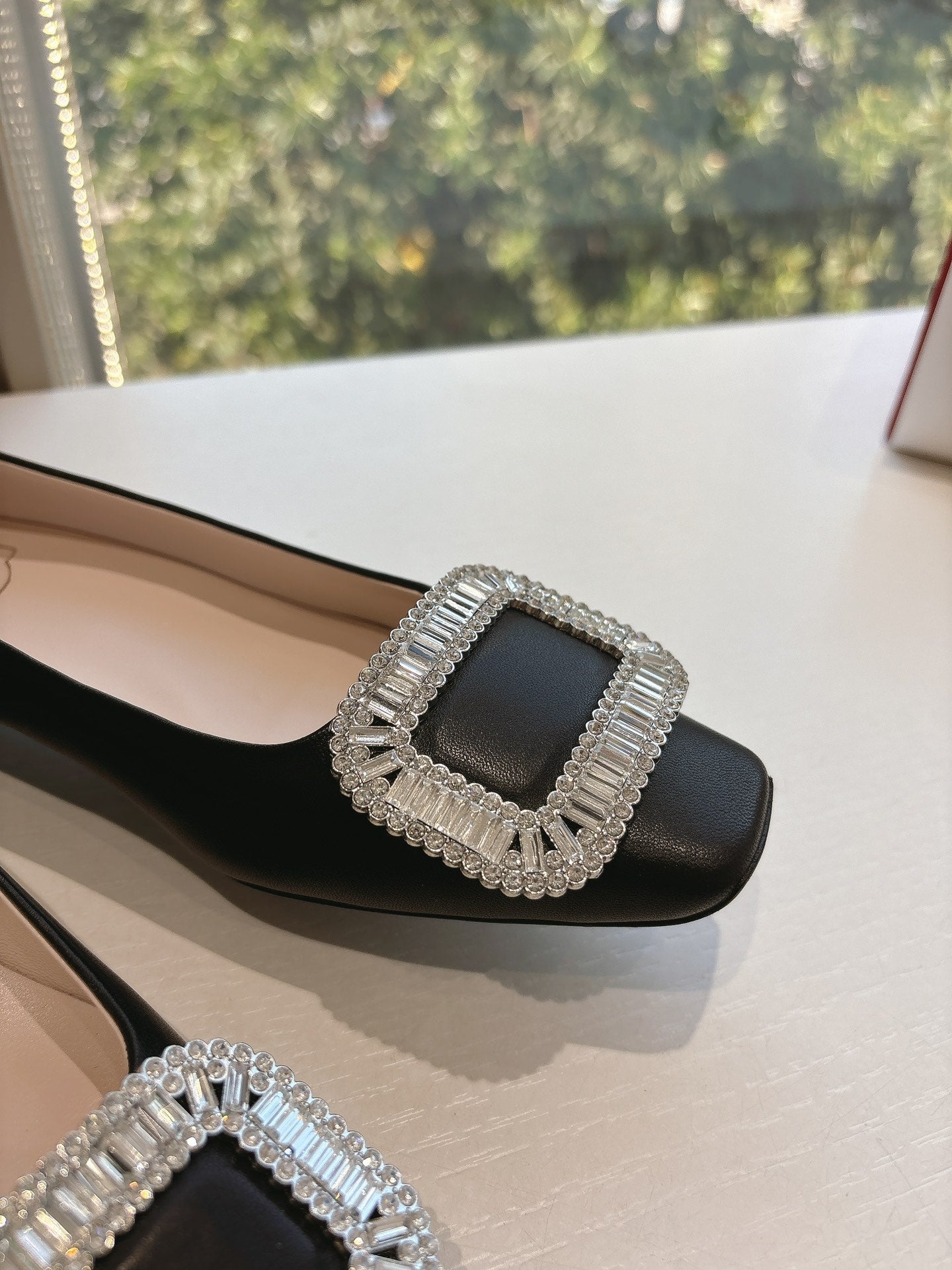 BELLE VIVIER BALLERINAS IN BLACK SMOOTH LAMBSKIN - 34