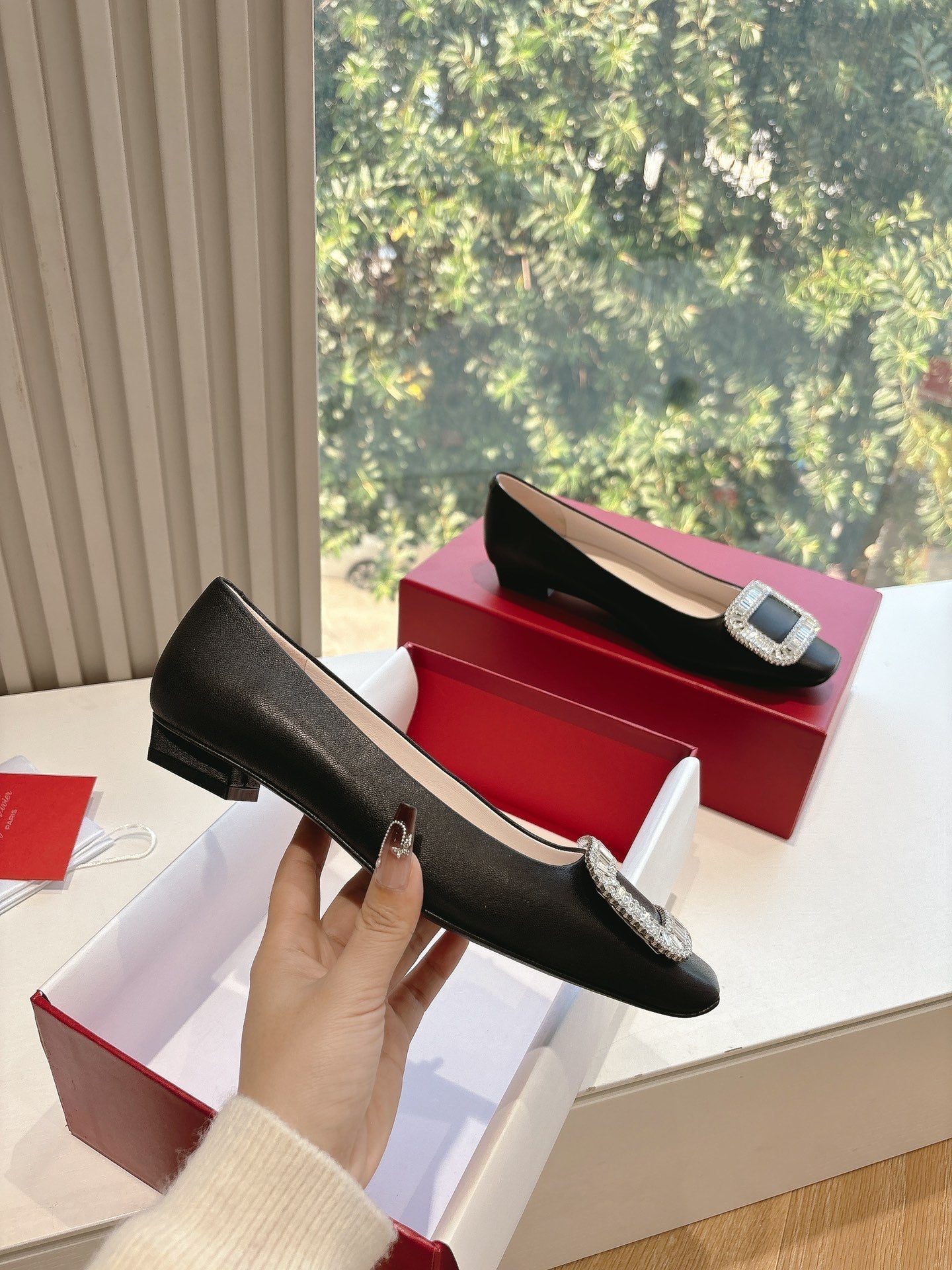 BELLE VIVIER BALLERINAS IN BLACK SMOOTH LAMBSKIN - 34