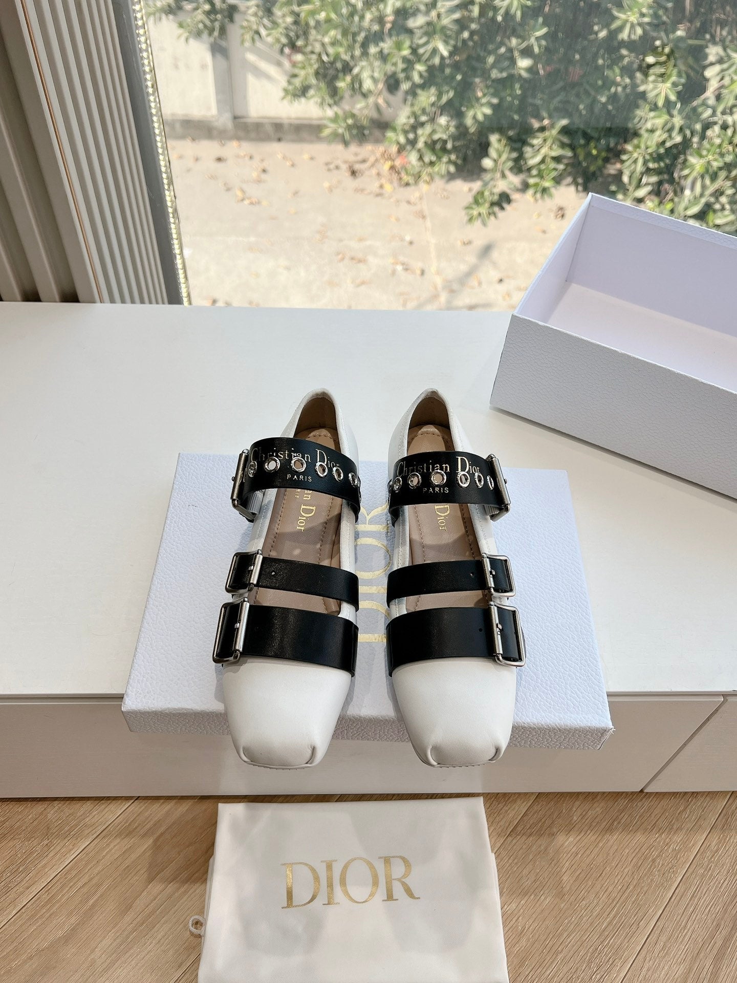 PUNK BALLET FLAT IN WHITE MIX BLACK SUPPLE CALFSKIN - 35