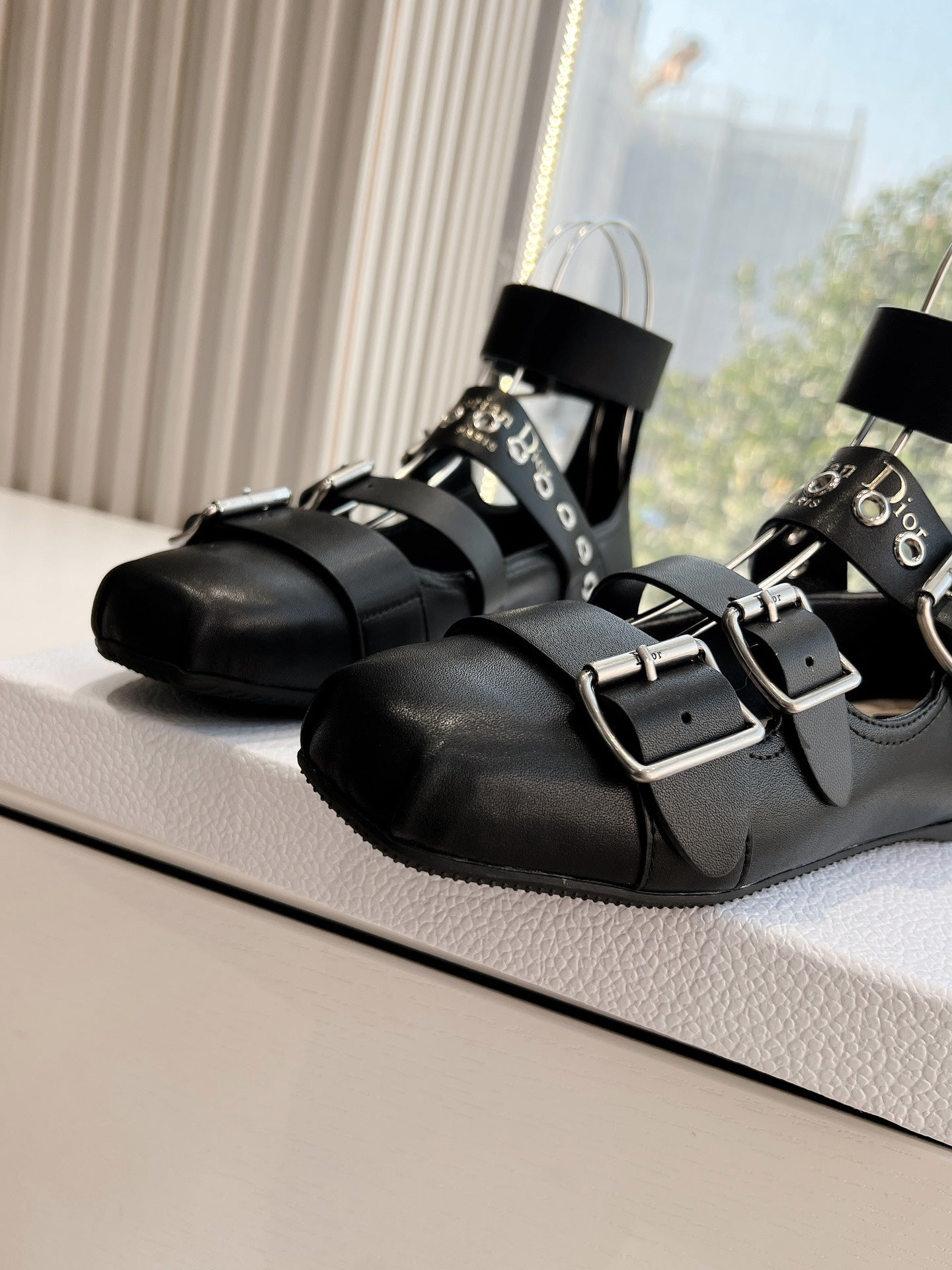 PUNK BALLET FLAT IN BLACK CALFSKIN - 35