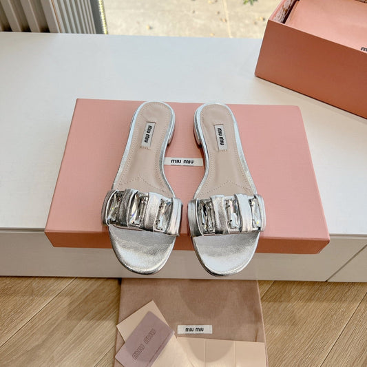 SLIDE SANDALS ATTACHED DIAMOND IN SILVER METALLIC LAMBSKIN - 35