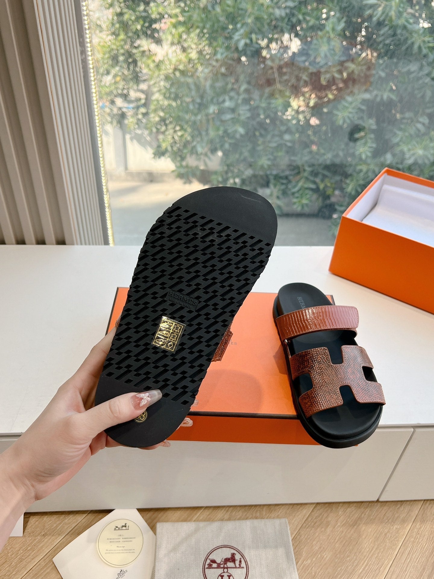 CHYPRE SANDAL IN PECAN BROWN LIZARD SKIN - 35