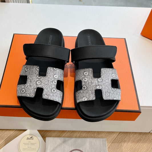 CHYPRE SANDAL IN BLACK MIX WHITE LIZARD SKIN - 35