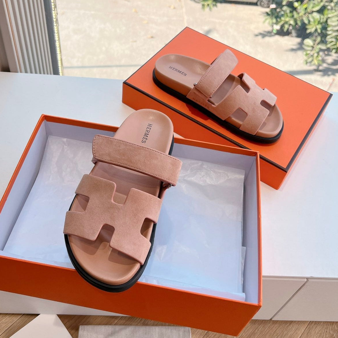 CHYPRE SANDAL IN ROSE PINK SUEDE - 35